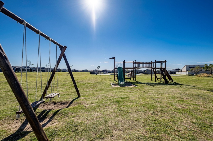 4 Bedroom Property for Sale in Westbrook Eastern Cape